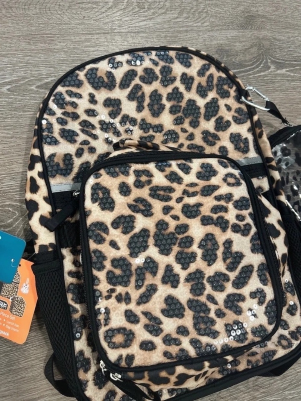 Leopard backpack - Picture 2 of 4